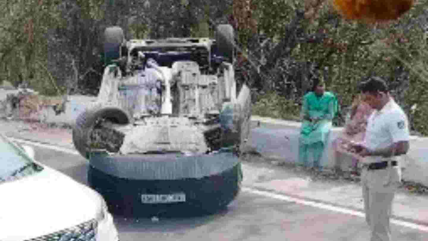 car accident chamundi betta