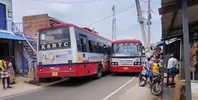 Vehicles face difficulties on the route to Male Mahadeshwara Hill
