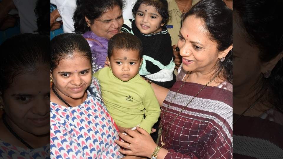 Nagalakshmi Chaudhary visits Thulasidas Hospital instructs for quality treatment