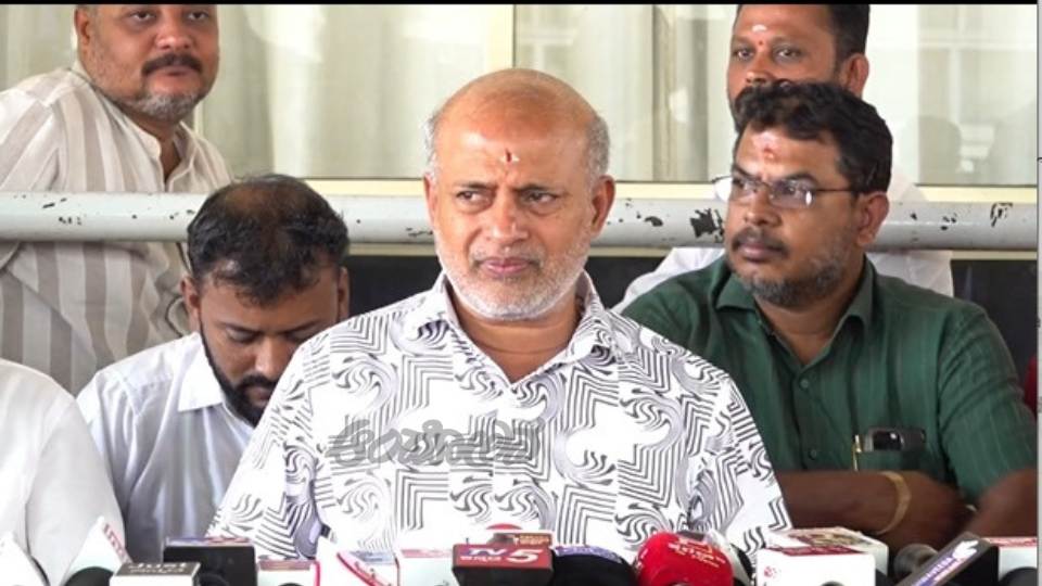 Former Minister Sa. Ra. Mahesh.