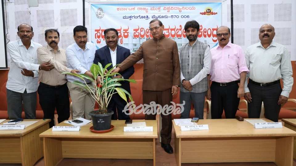 Face the competitive test using technology: Akram Pasha