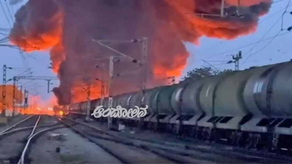 Fire in goods train carrying diesel: 5 coaches gutted