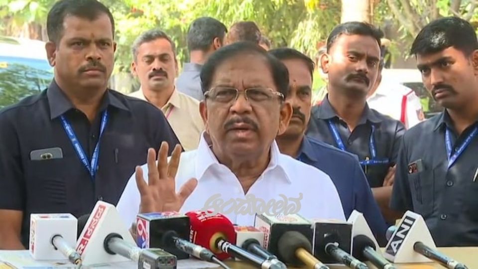 There are always two opinions in politics Home Minister Parameshwar