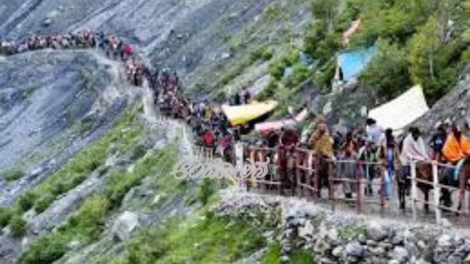 Landslides due to heavy rains: Amarnath Yatra temporarily halted