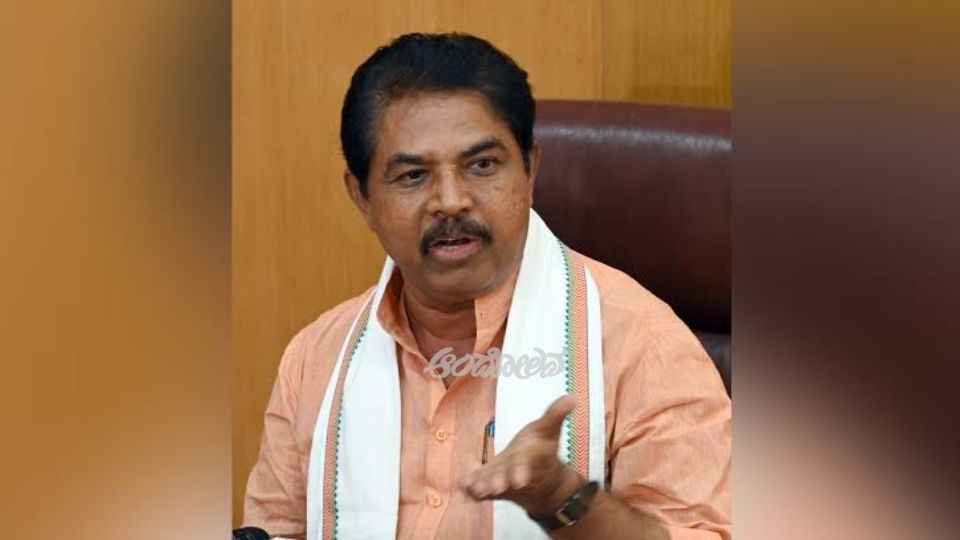 Resign and Fulfill the Aspirations of Kannadigas: Opposition Leader R. Ashoka