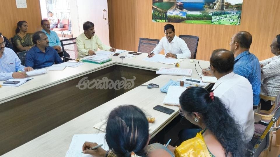 SSLC exam: Children who failed should be admitted to school: District Collector