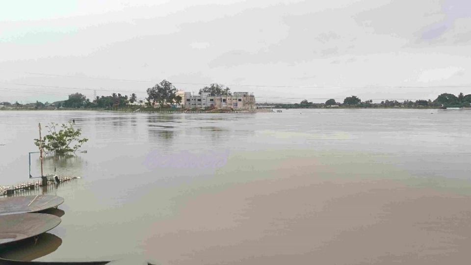 The confluence of the Kaveri and Kapila at the Triveni Sangam